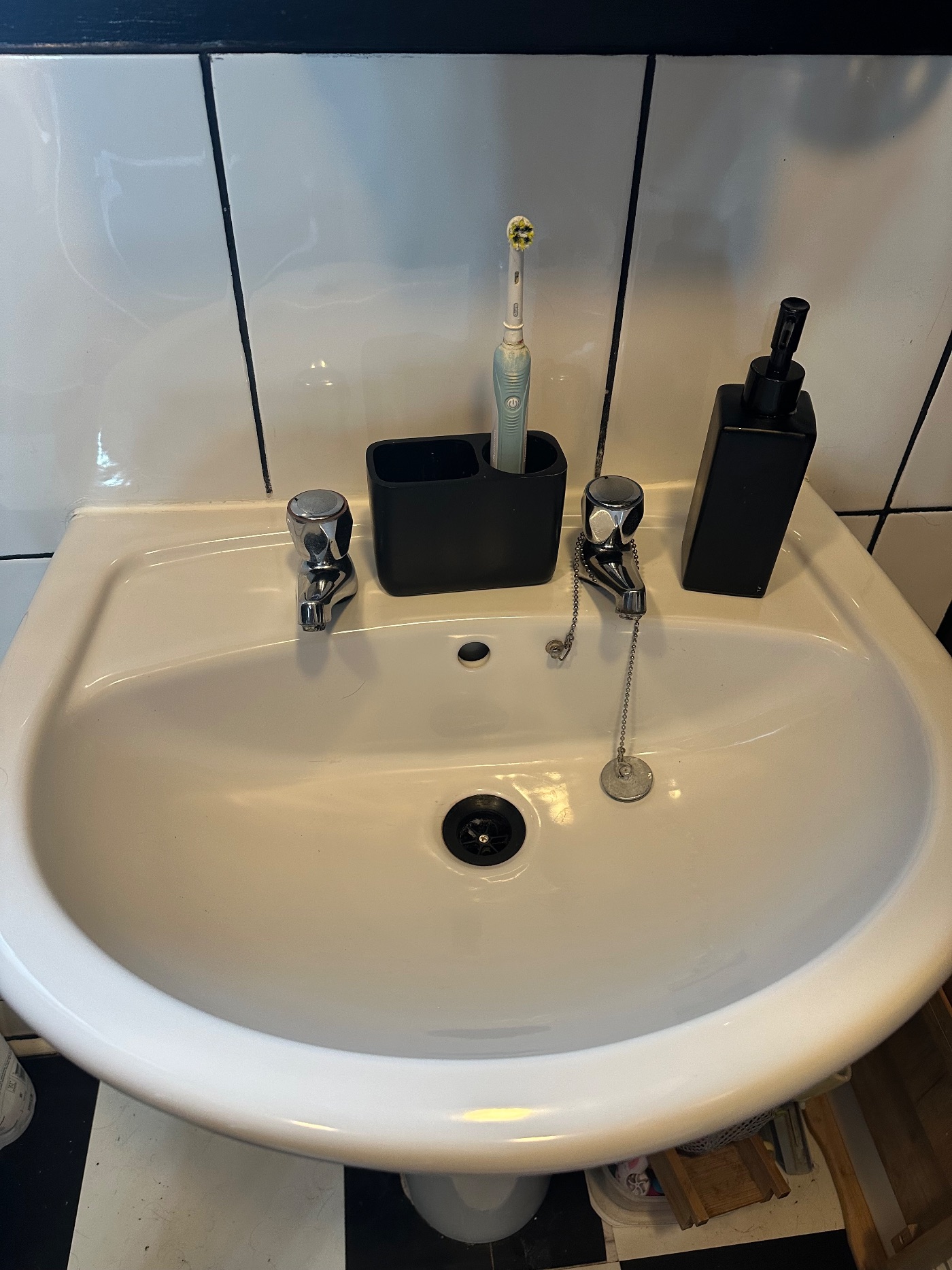 After Makepeace & Shine Monthly Clean — A happy sink is a clean sink