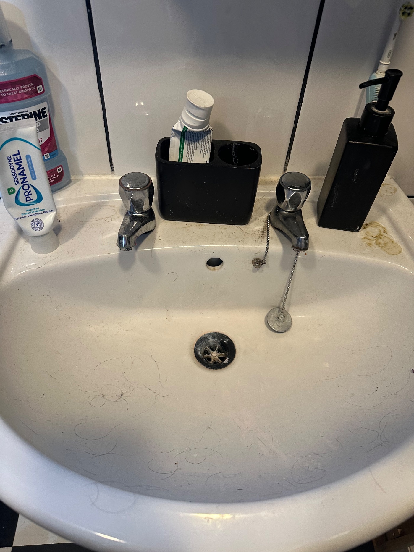 Before Makepeace & Shine Monthly Clean — A happy sink is a clean sink